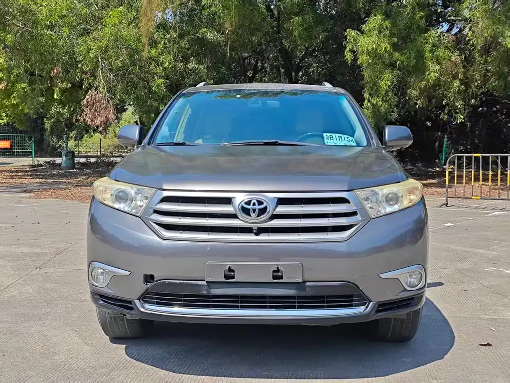 Toyota Highlander 2012 — фото 2