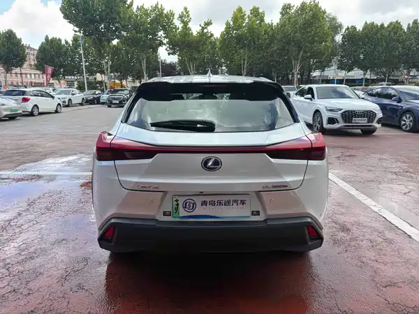 Lexus UX New Energy 2023