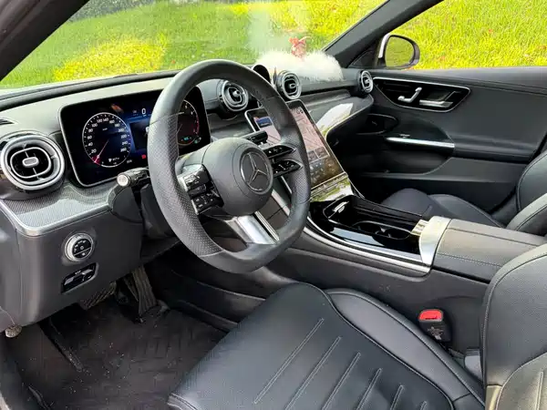 Mercedes-Benz C-Class 2021