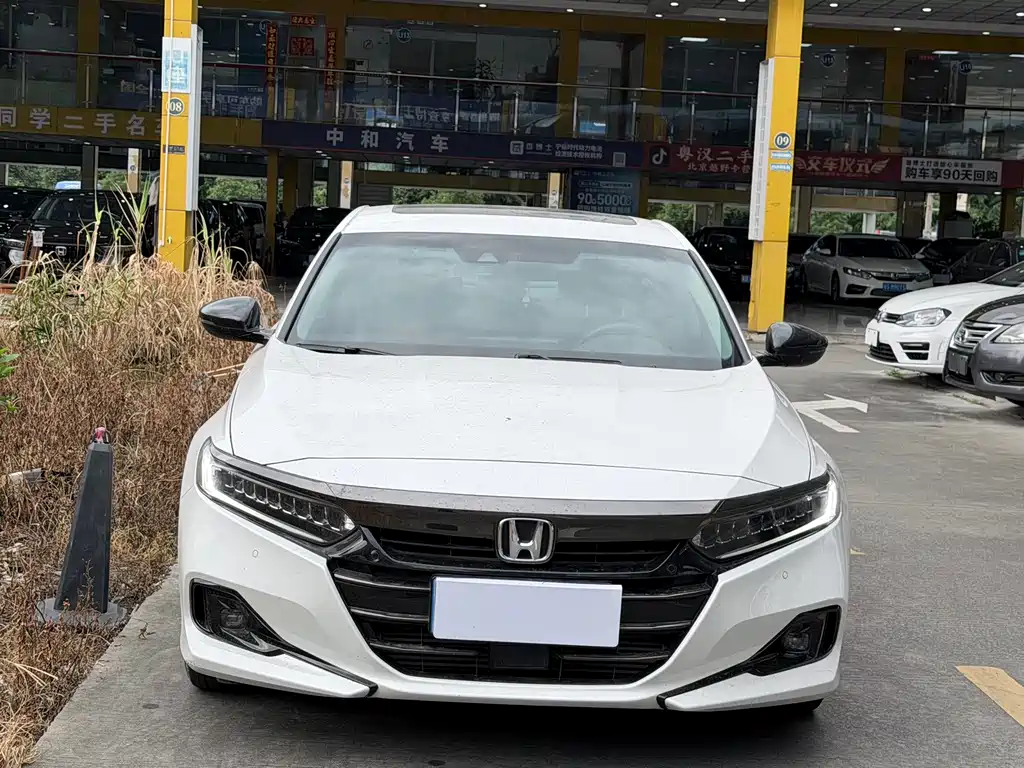 Honda Accord 2021 — фото 2