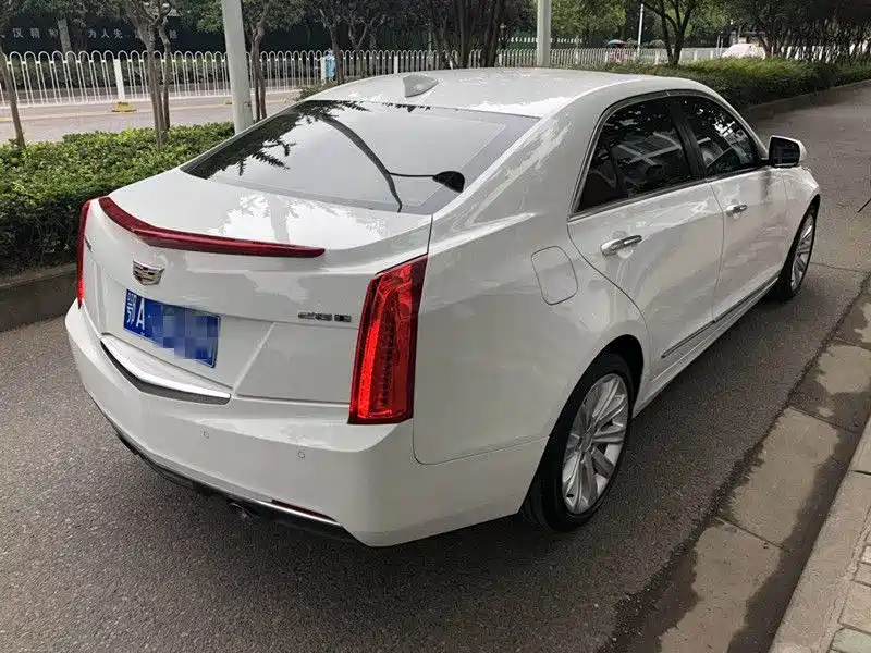 Cadillac ATS-L 2017 — фото 14