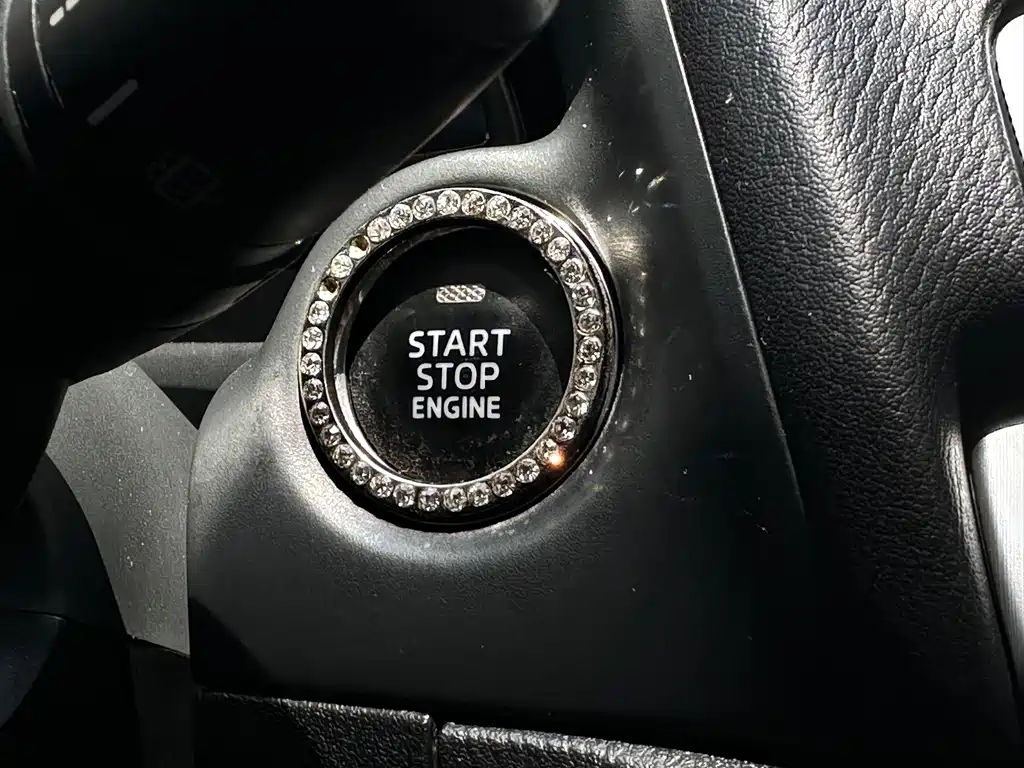 Mazda 3 Axela 2015 — фото 30