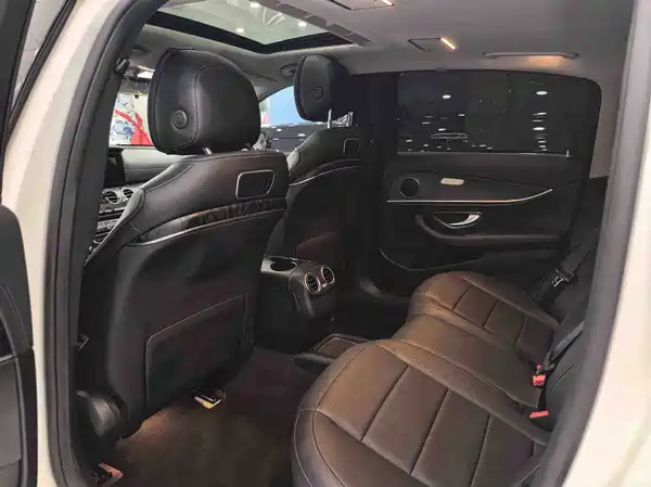 Mercedes-Benz E-Class 2018