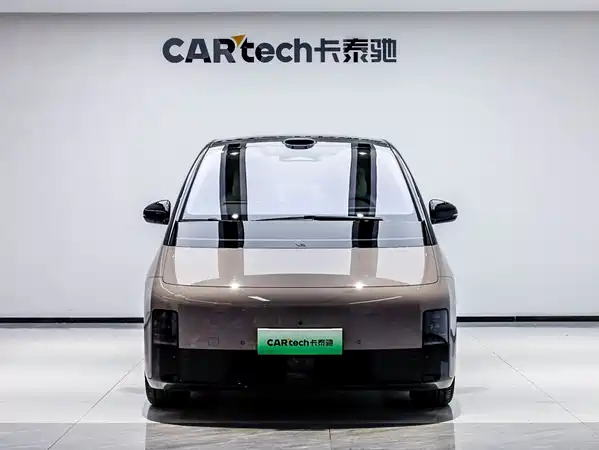 Li Auto MEGA 2025