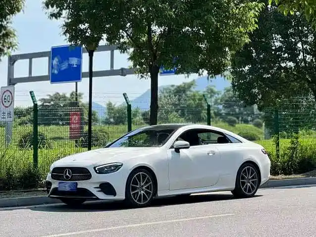 Mercedes-Benz E-Class 2021 — фото 1
