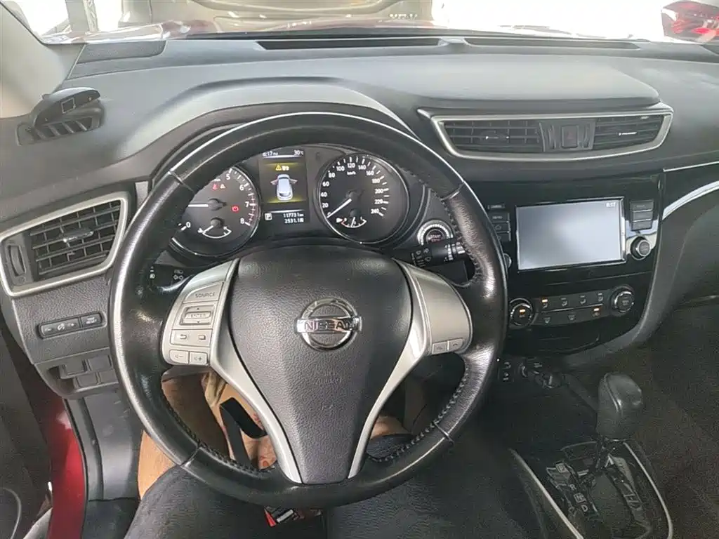 Nissan Qashqai 2018 — фото 11