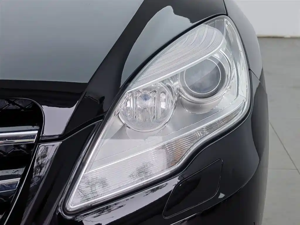 Mercedes-Benz R-Class 2017