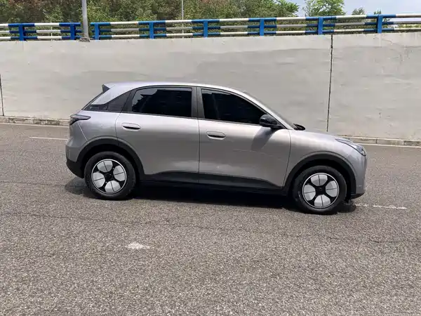 Geely Galaxy Starwish 2025