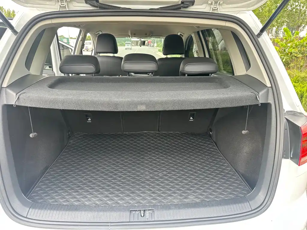 Volkswagen Golf Jialu 2018 — фото 20