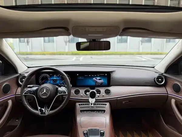 Mercedes-Benz E-Class 2023