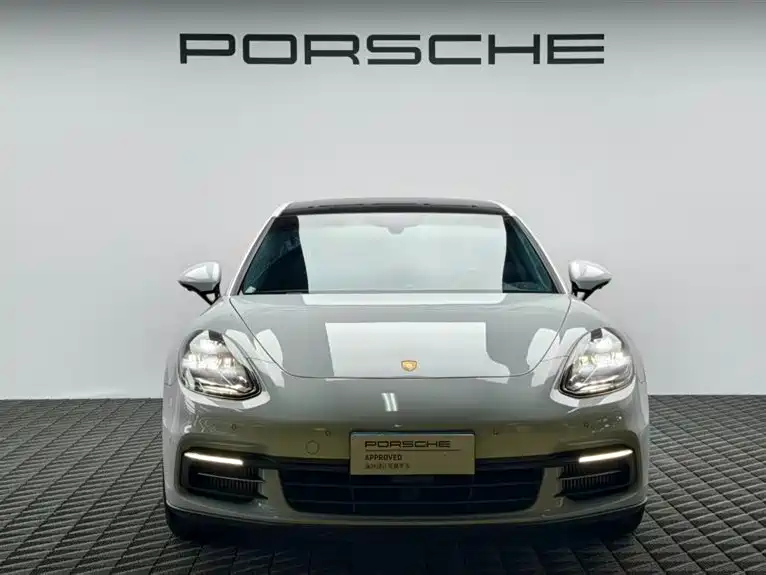Porsche Panamera 2019 — фото 2
