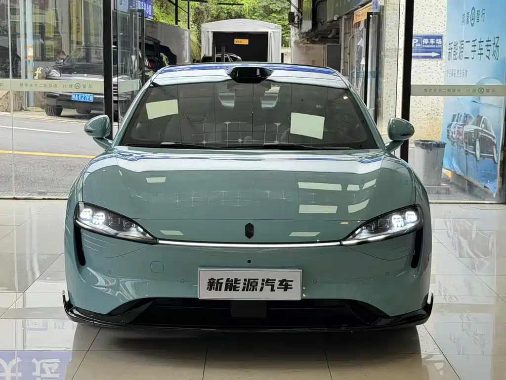 Luxeed Zhijie S7 2025