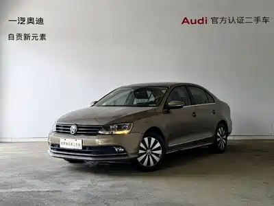 Volkswagen Sagitar 2016