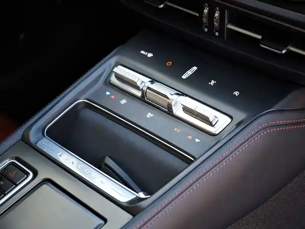 Lincoln Z 2022