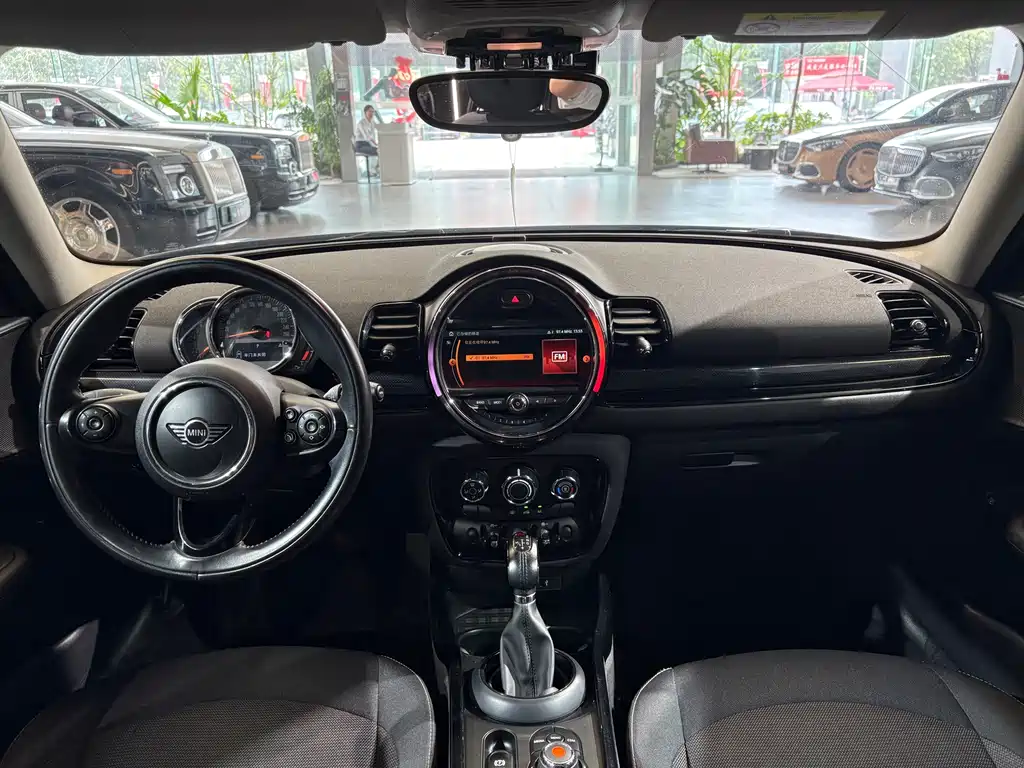 MINI Clubman 2016 — фото 10