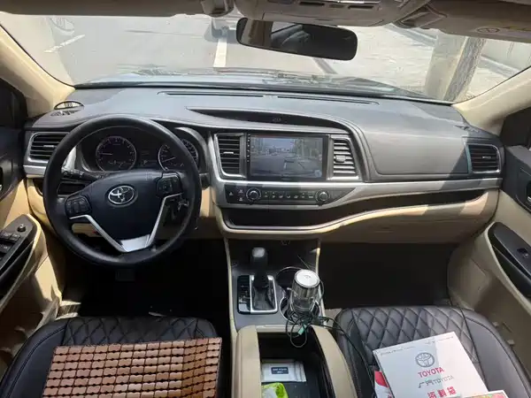 Toyota Highlander 2019