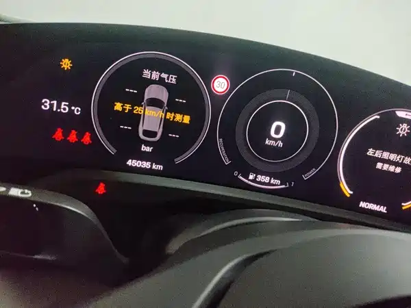 Porsche Taycan 2023