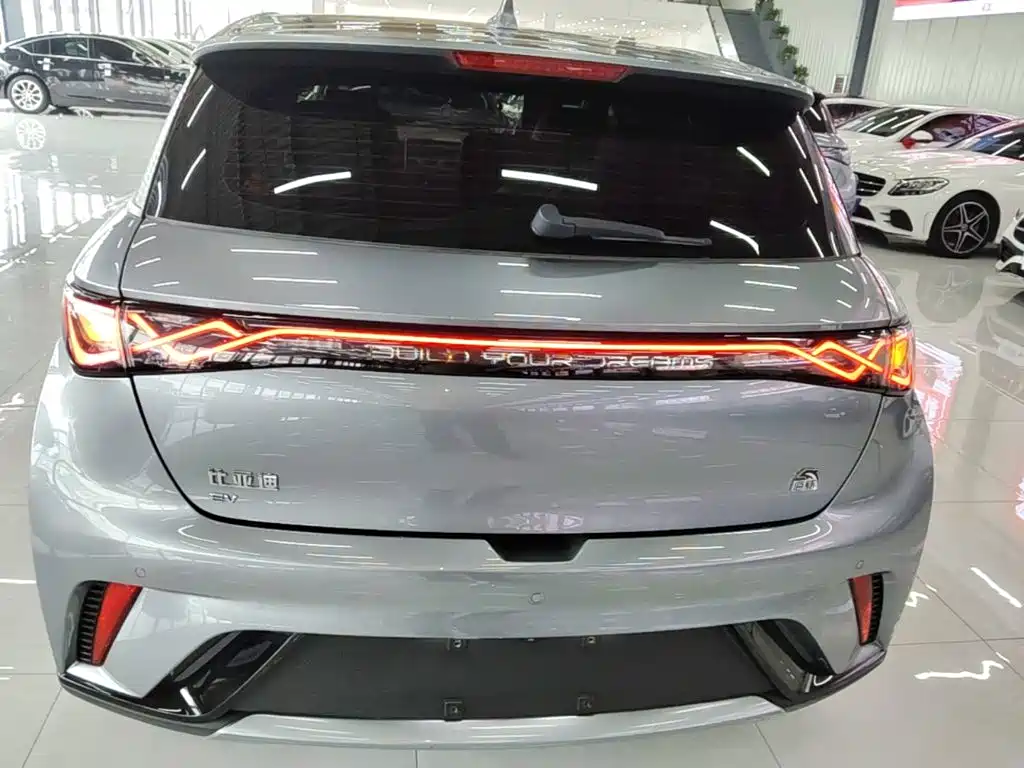 BYD Dolphin 2023 — фото 6