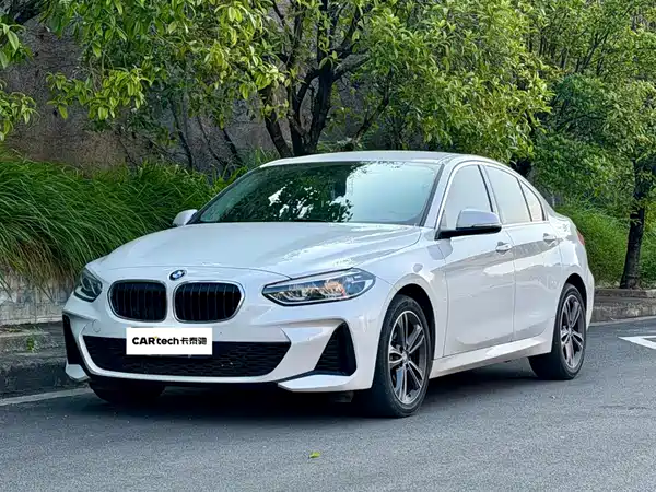 BMW 1 Series 2022