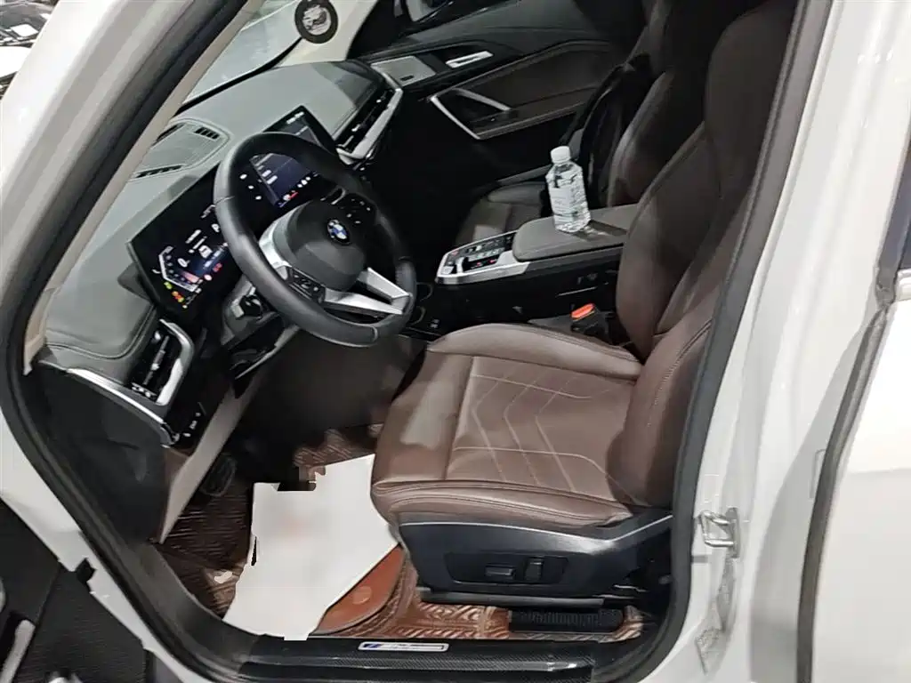 BMW X1 2024 — фото 15