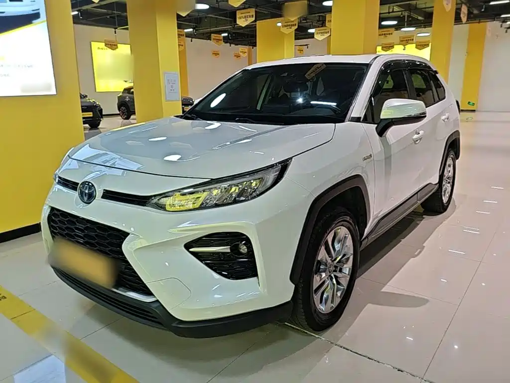 Toyota Wildlander 2021 — фото 1