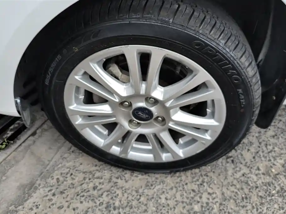 Ford Fiesta 2015