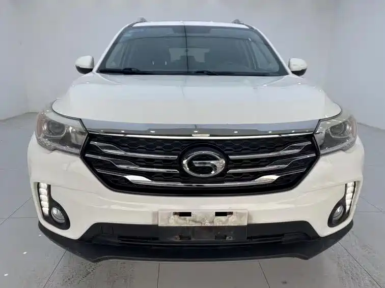 GAC Trumpchi GS4 2017 — фото 2