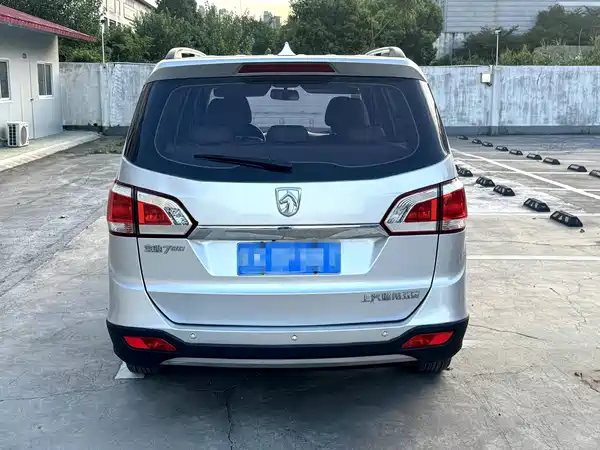 Baojun 730 2014