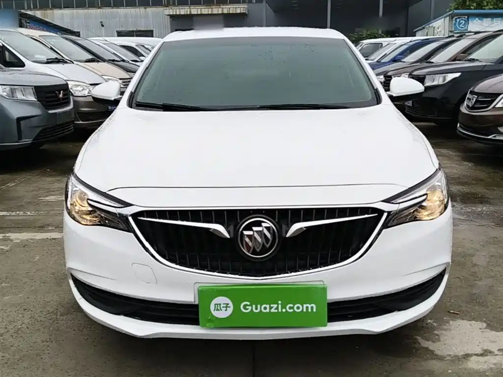 Buick Excelle 2019 — фото 3