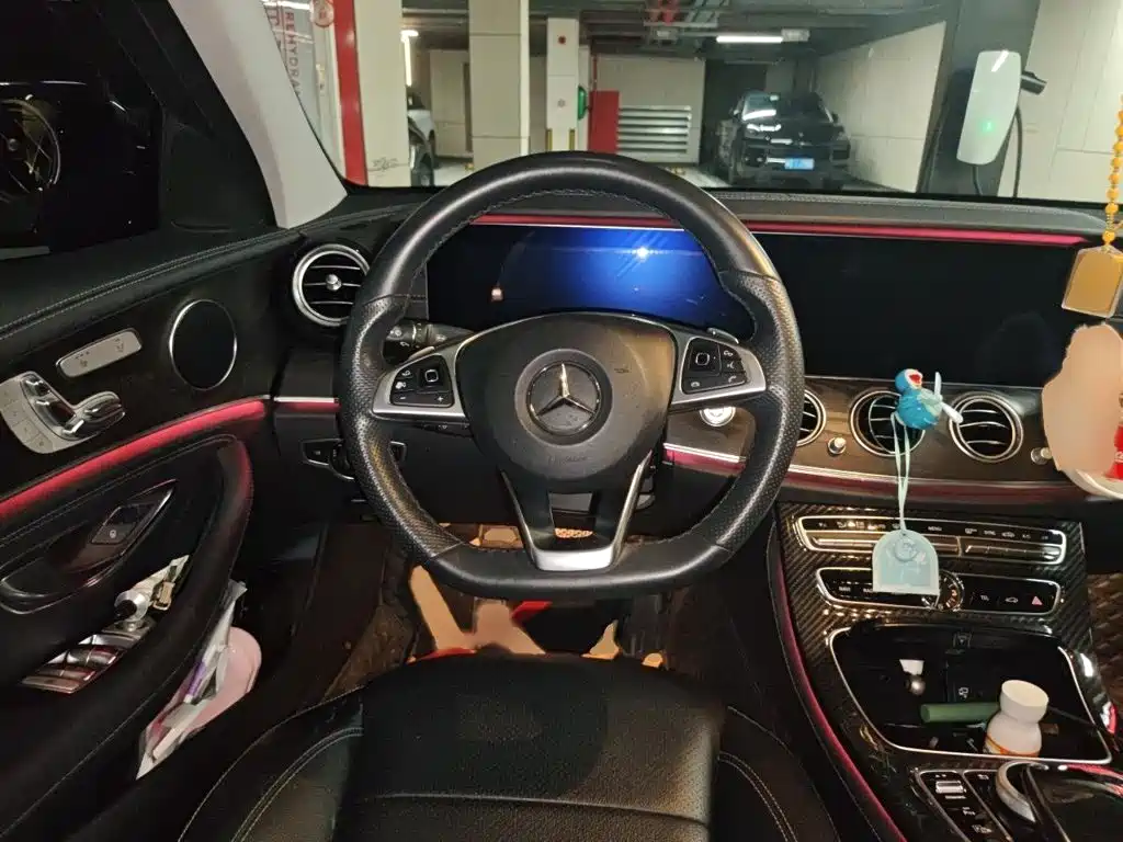 Mercedes-Benz E-Class 2016