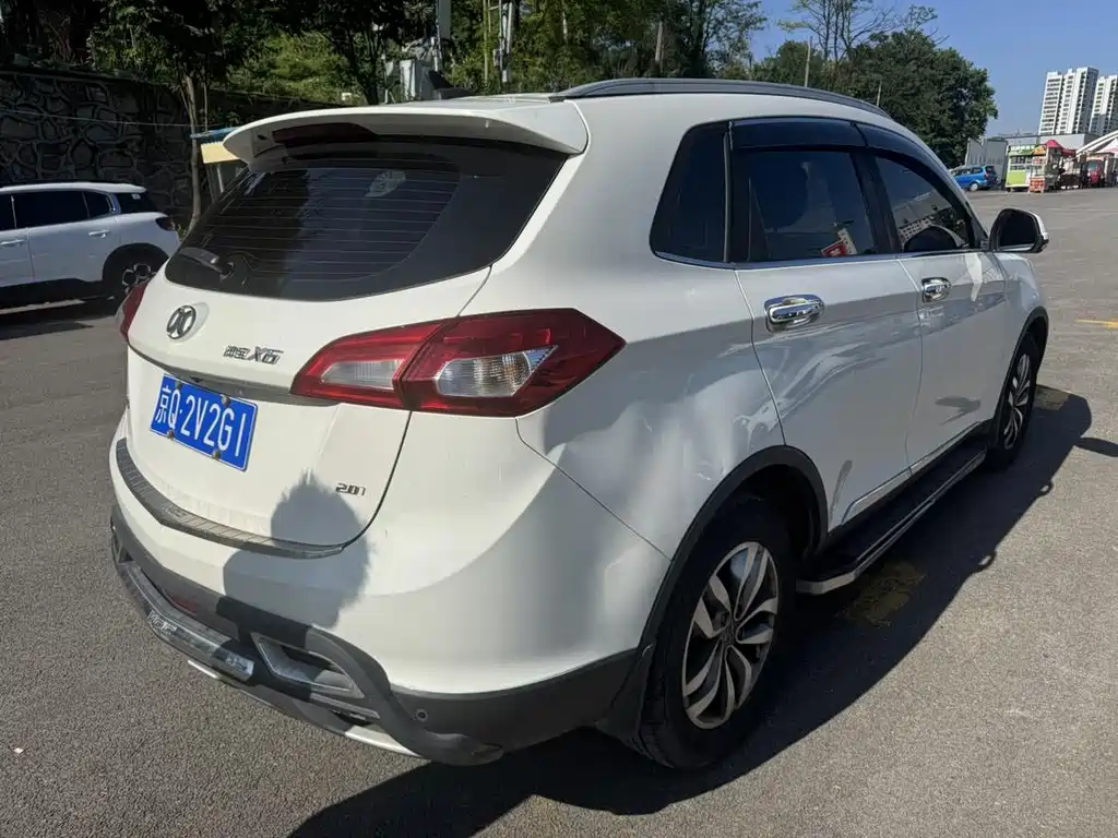 BAIC Shenbao X65 2015 — фото 12