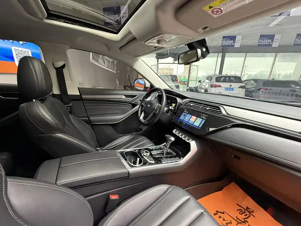 Ford Territory 2022 — фото 17