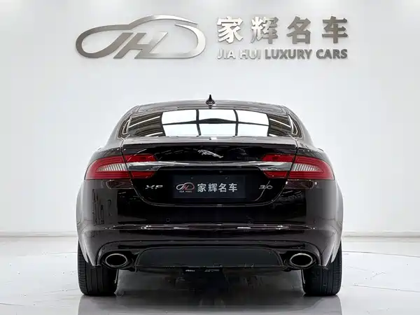 Jaguar XF 2013