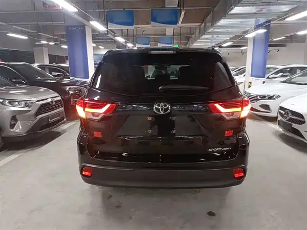 Toyota Highlander 2018