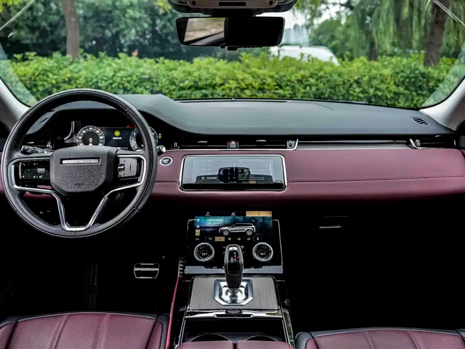 Land Rover Evoque 2024 — фото 14