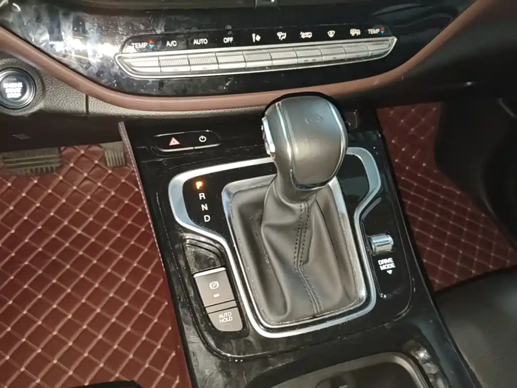 GAC Trumpchi M6 2024 — фото 14
