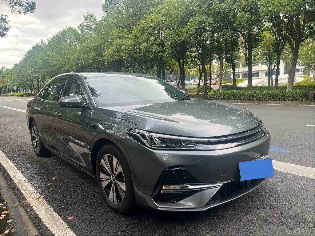 Geely Galaxy A7 EM 2025 — фото 3