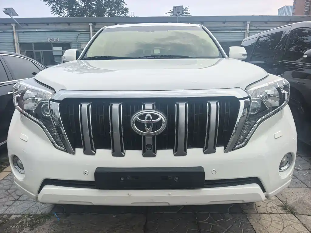 Toyota Prado 2015