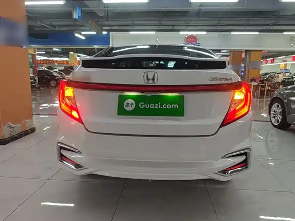 Honda Gienia 2017
