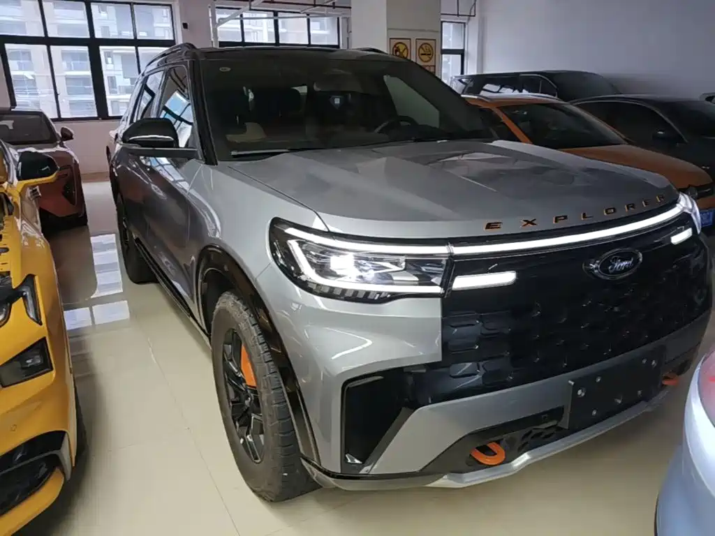 Ford Explorer 2025