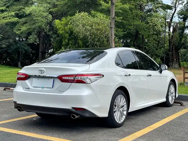 Toyota Camry 2021