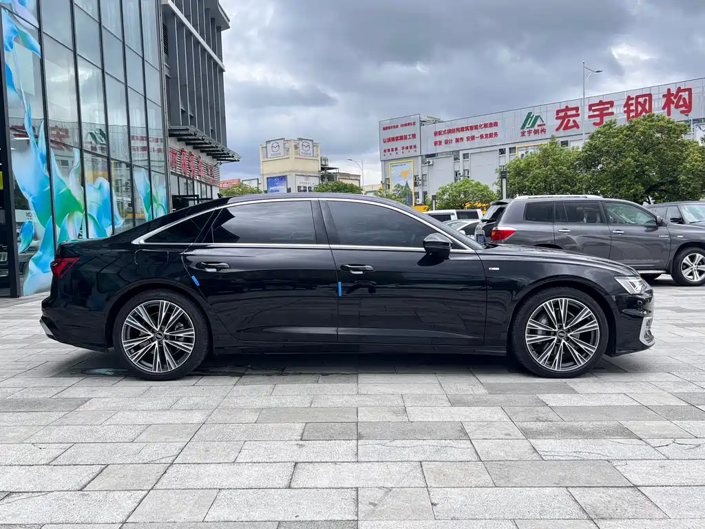 Audi A6L 2024