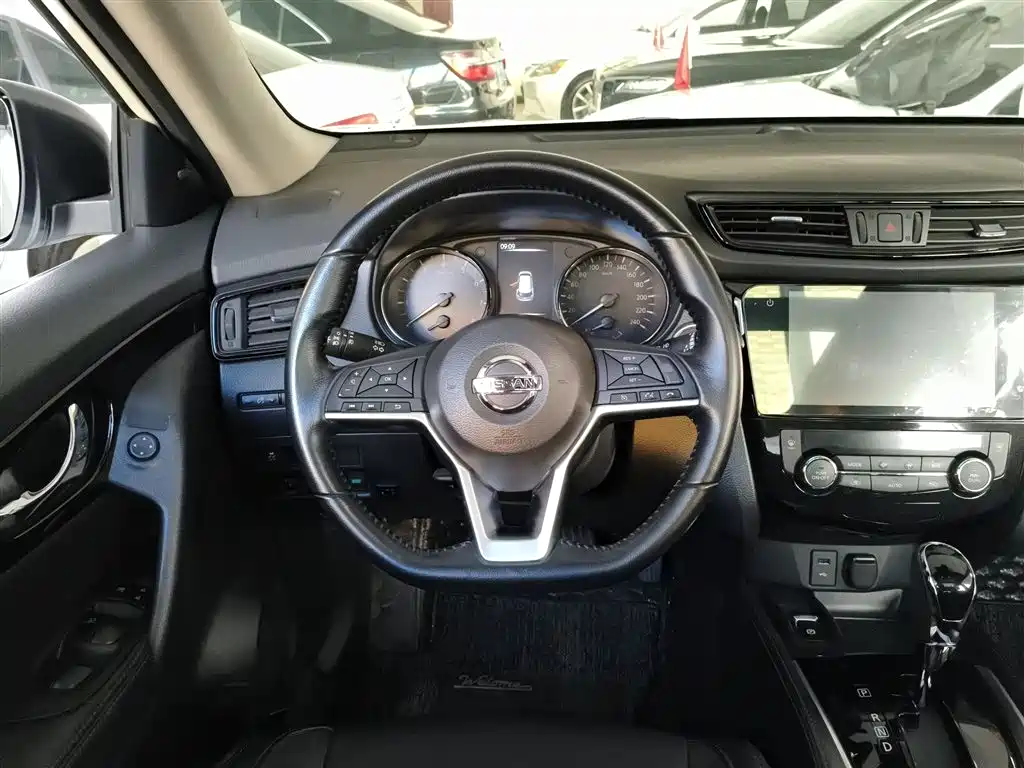 Nissan X-Trail 2021 — фото 11