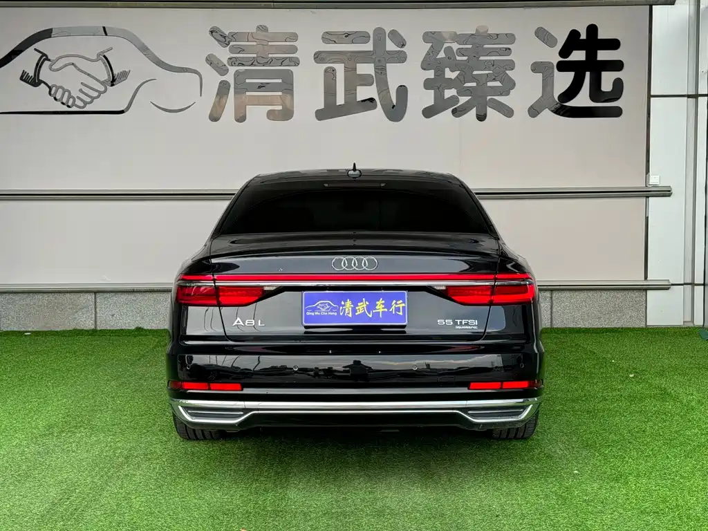 Audi A8 2022 — фото 14