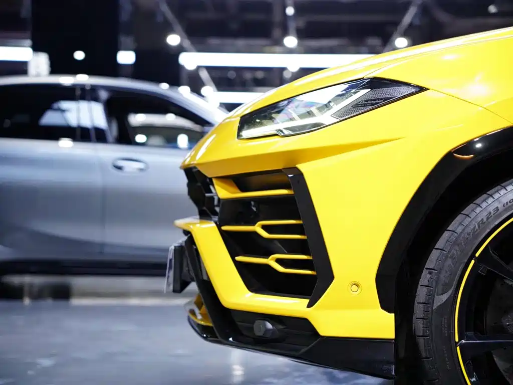 Lamborghini Urus 2019 — фото 48