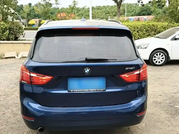 BMW 2 Series Wagon 2019