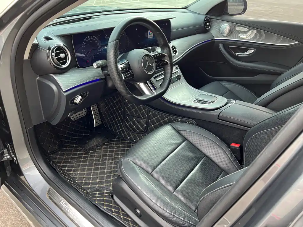 Mercedes-Benz E-Class 2021