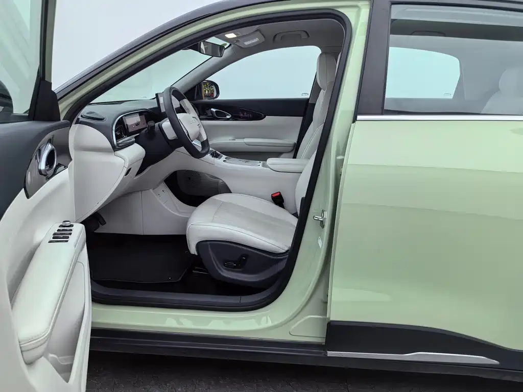 Geely Galaxy Starwish 2024 — фото 16