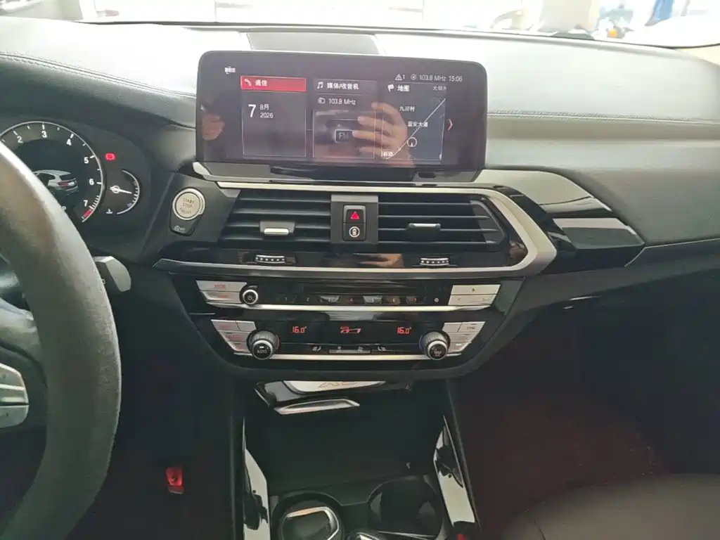 BMW X3 2018 — фото 13