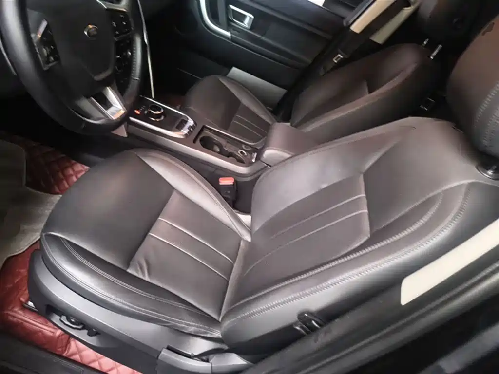 Land Rover Discovery Sport 2018 — фото 15